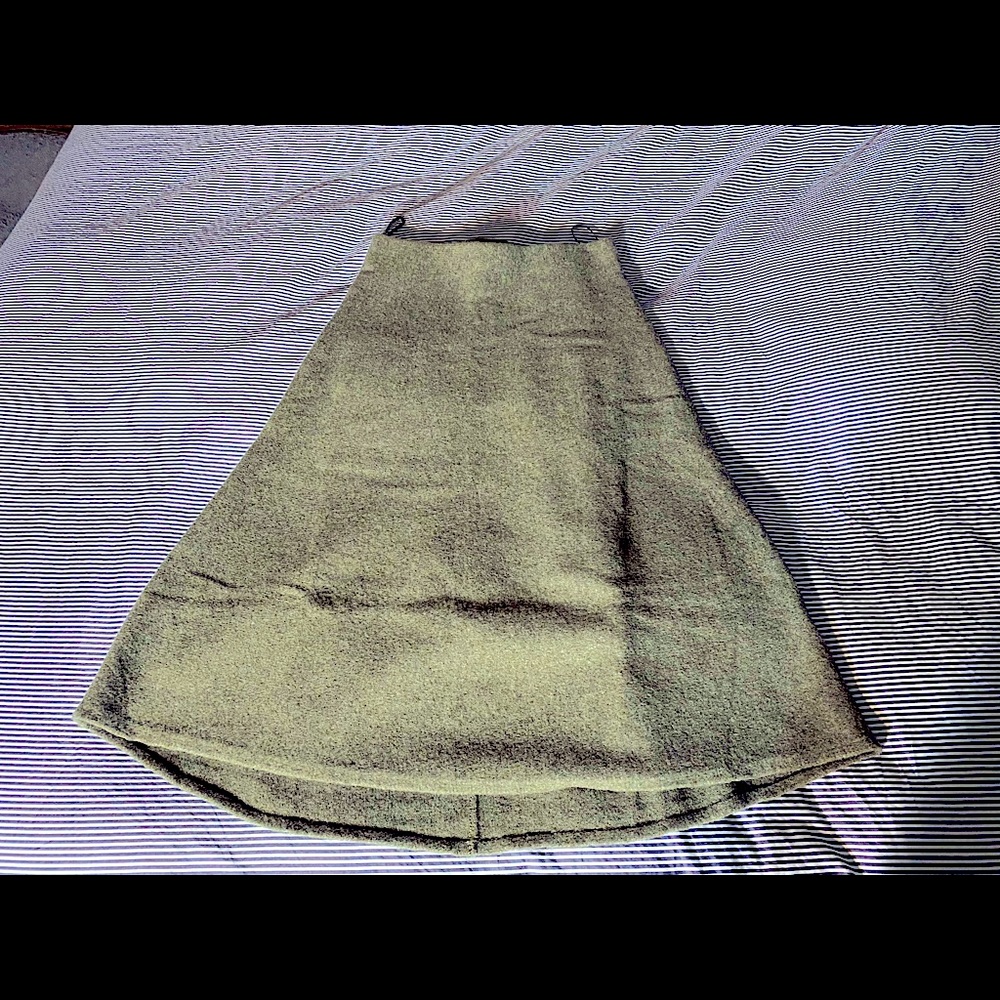 NEW Uniqlo soufflé yarn sweater skirt SM